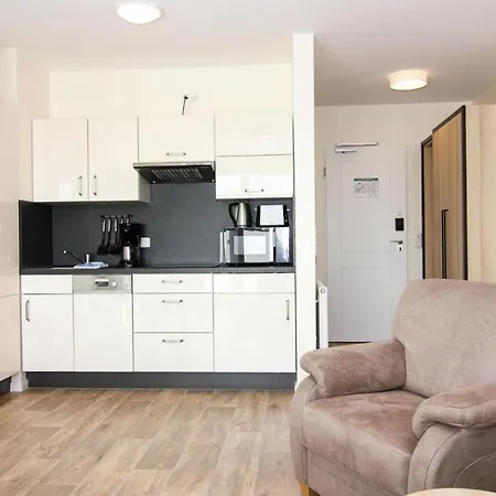 In The Avalon Bellevue Apartment Fehmarn